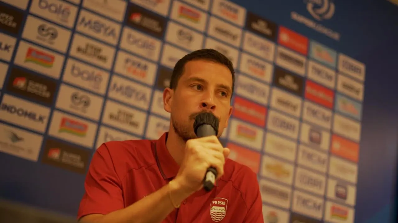 Pemain Persib Bandung, Thom Haye