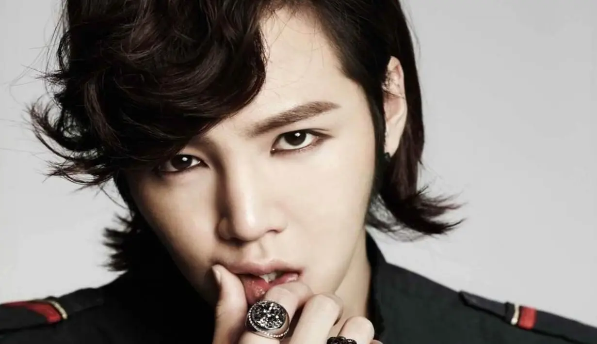 Jang Geun Suk menyumbang 10 juta won pada tahun 2013 ke lembaga khusus anak yang berbasis di Seoul. Pada tahun 2012, memberikan donasi senilai Rp 9,26 juta Won. (Foto: allkpop.com)