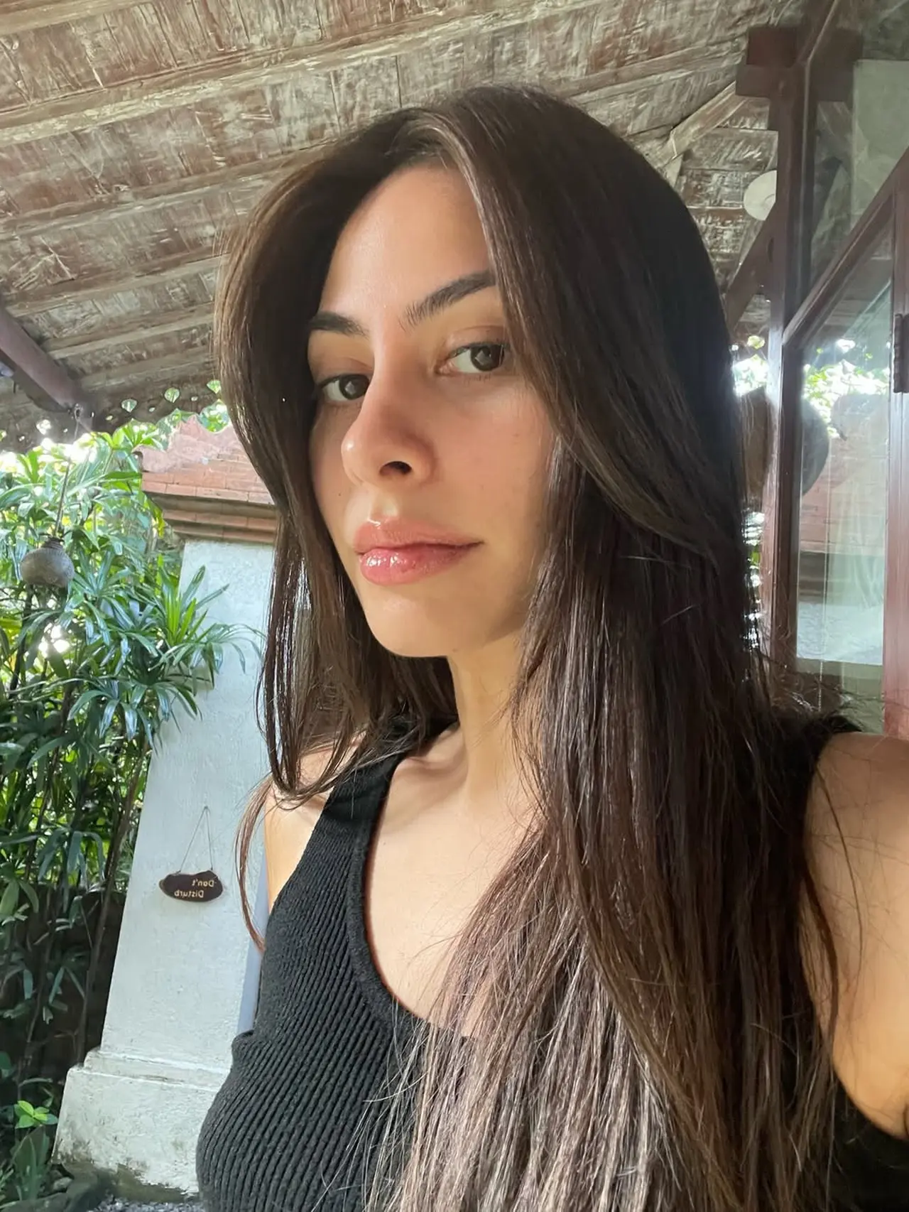 Potret Valerie Thomas Tampil Berani Tanpa Makeup, Pesona Alami yang ...