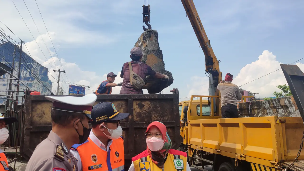 Waspada Mudik Lewat Pantura Cirebon, Banyak PJU Belum Terpasang dan Menyala