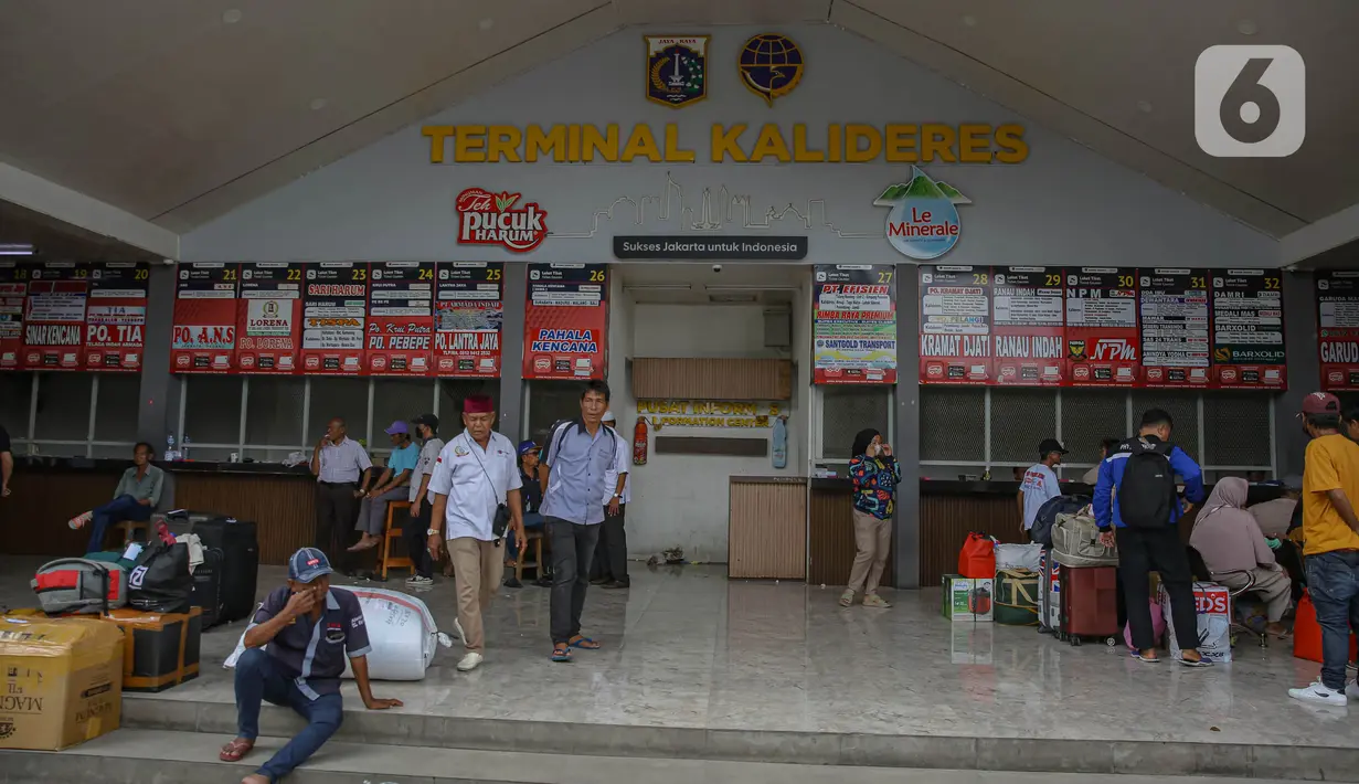 Kementerian Perhubungan memprediksi jumlah penumpang bus pada periode mudik Natal 2024 dan Tahun Baru 2025 sebesar 6,54 juta orang. (Liputan6.com/Angga Yuniar)