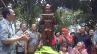 Peresmian Patung Gus Dur kecil di Taman Amir Hamzah, Pegangsaan, Menteng, Jakarta Pusat. (Liputan6.com/ Nafiysul Qodar)
