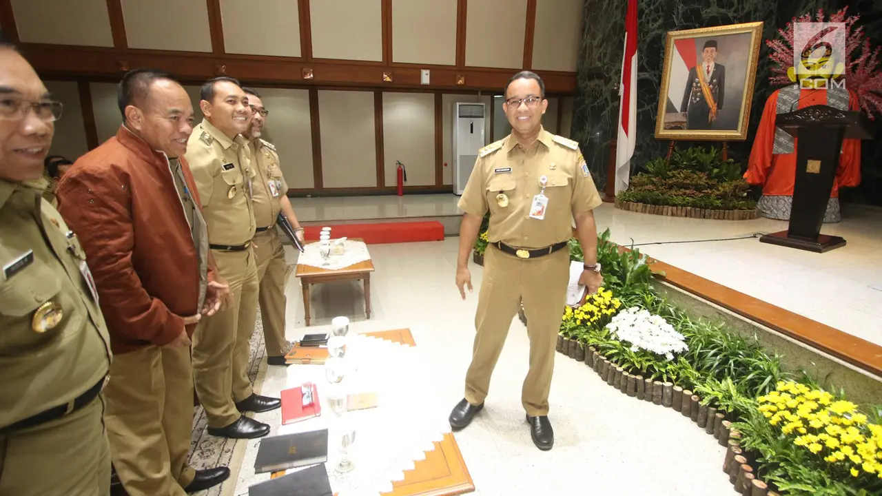 Anies Sampaikan Pemaparan di Hadapan Lurah dan Camat se-DKI Jakarta