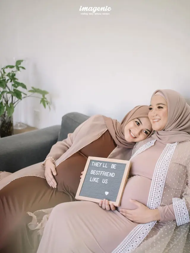 6 Potret Maternity Shoot Citra Kirana dan Erica Putri