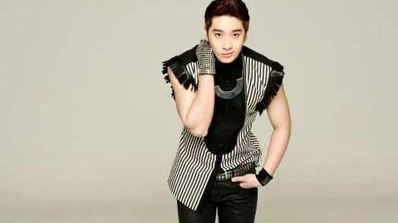 Rahasia Hidup Bahagia Menurut Chansung 2PM