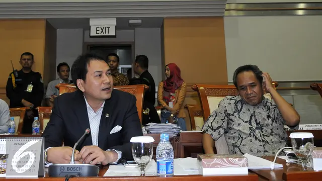 20151201-KOMISI-III-RAPAT-PLENO-BAHAS-CAPIM-KPK-Aziz Syamsuddin -JT5
