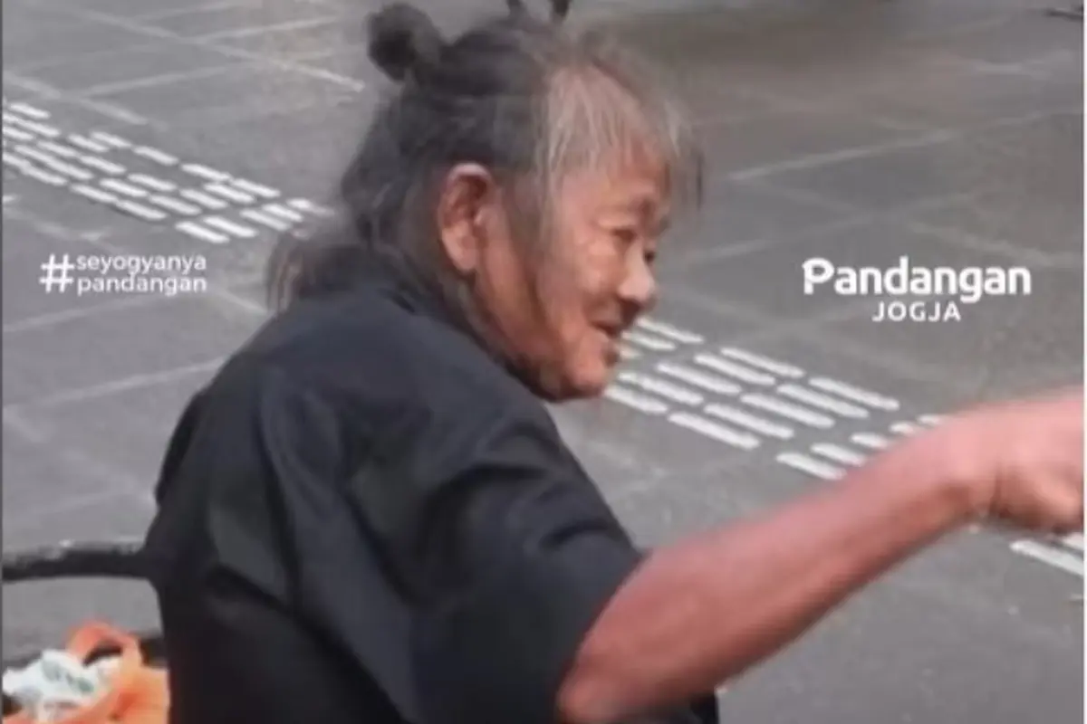 Nenek Pengemis di Malioboro Bikin Resah, Memaki dan Semburkan Asap Rokok Kalau Tak Diberi Uang