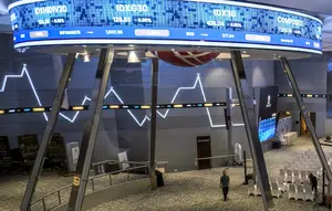 Strategi Investasi Saham Ketika IHSG Bergejolak