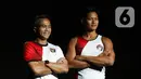 Seragam resmi tim Indonesia untuk Olimpiade Paris 2024 ini terdiri dari warna dominan merah dan putih dengan lambang Garuda Pancasila berada dalam perisai lingkaran berlatar belakang hitam. (Liputan6.com/Herman Zakharia)