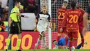 AS Roma kebobolan pada menit ke-71 dari serangan cepat. Lameck Banda menusuk di kiri dan berhasil lolos dari tekanan dua bek AS Roma. Bola bergulir ke Pontus Almqvist dan disepak ke pojok kiri bawah gawang. (Alfredo Falcone/LaPresse via AP)