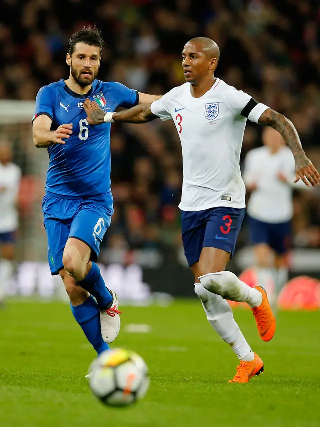 Italia Tahan Inggris di Stadion Wembley