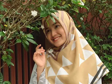 Cut Syifa mengawali karier dalam dunia hiburan sebagai pemeran figuran pada tahun 2007. Pelan namun pasti, berawal dari pemeran figuran sejak usianya 8 tahun, kini ia menjadi sosok pesinetron yang dikenal. (Liputan6.com/IG/@cutsyifaa)