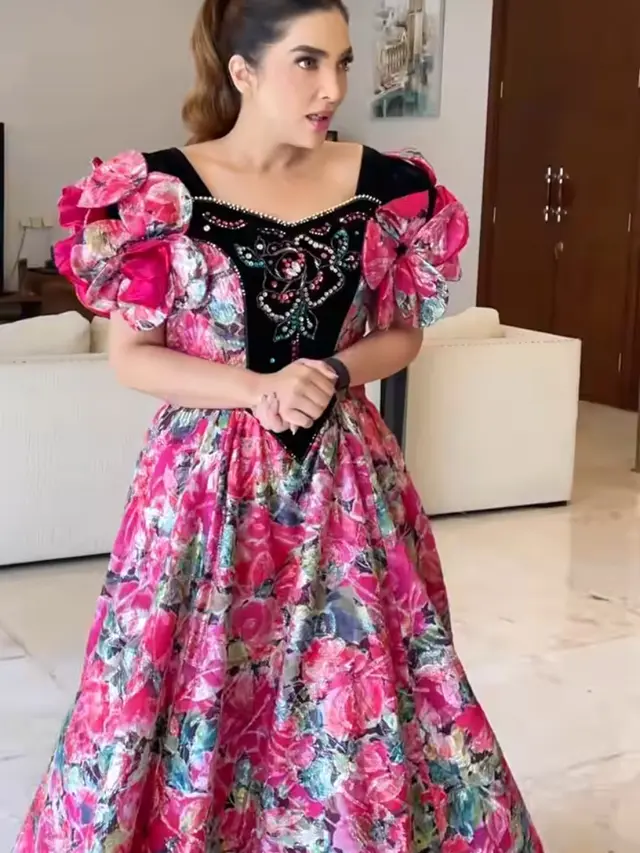 Tampilan Totalitas Ashanty saat Jadi Host Live Shoping 12.12. [@ashanty_ash]