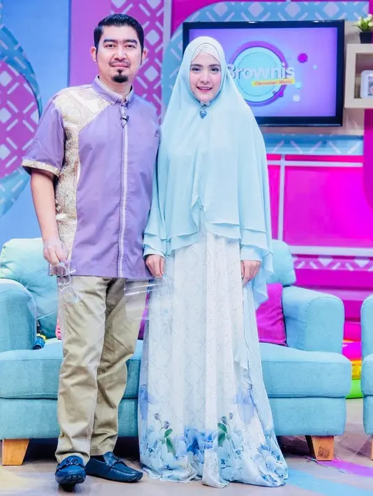 April Jasmine dan Ustaz Solmed (Instagram/apriljasmine85)