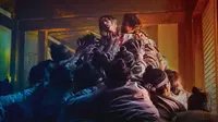 [ Para zombie yang kelaparan di serial original Korea Netflix pertama Kingdom/ Foto: Netflix]