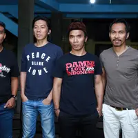 Slank rilis single religi 'Halal'. (Foto: Wimbarsana/Bintang.com)