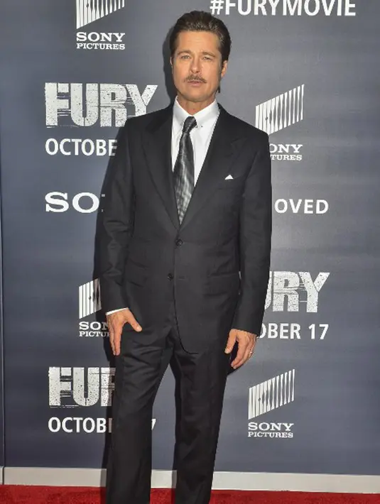 Keterpurukan memang dirasakan Brad Pitt saat tidak boleh bertemu dengan buah hatinya. Anak-anak adalah segalanya untuk Pitt, tak heran jika dirinya ingin terus bersama dan melindunginya. (AFP/Bintang.com)