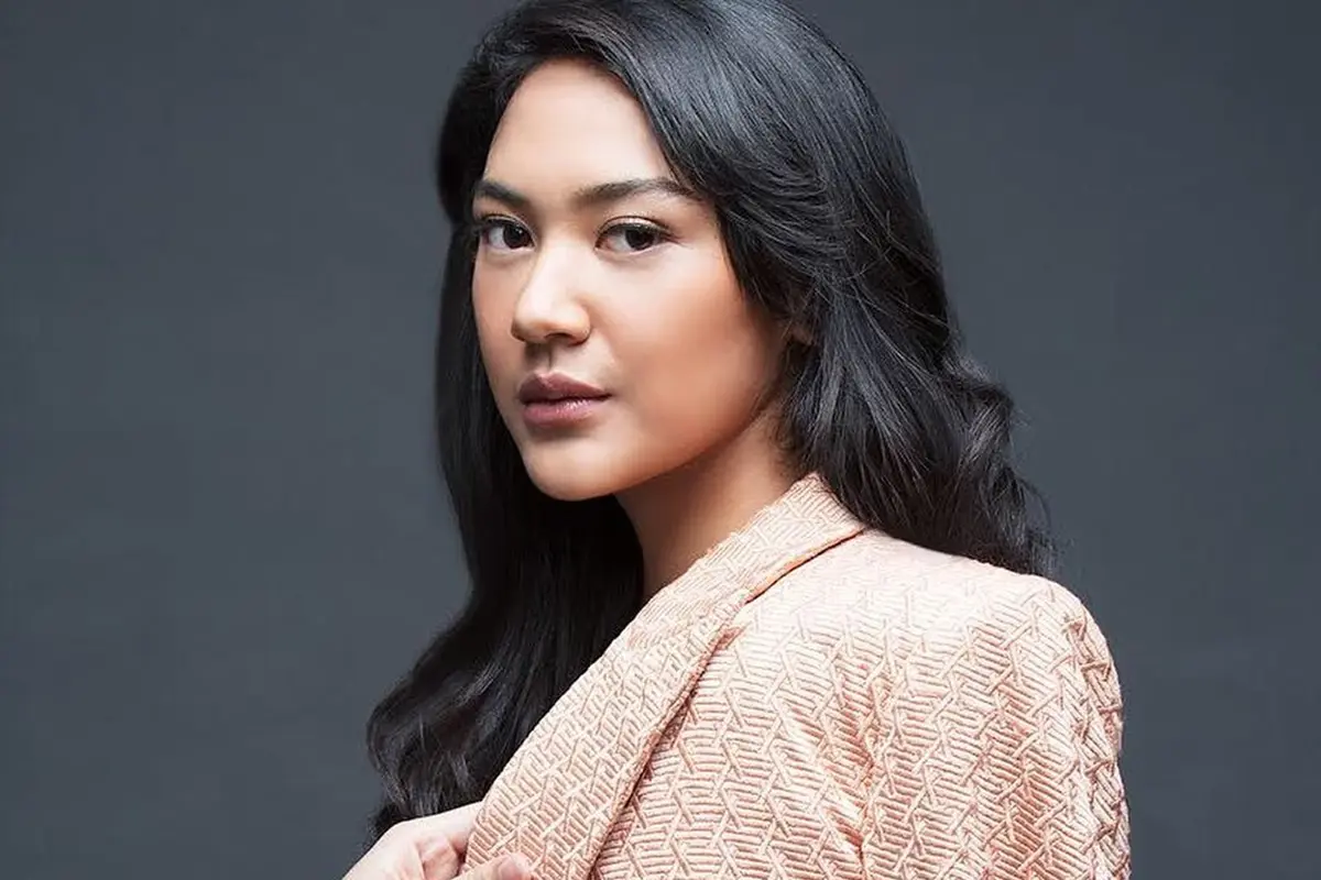 6 Transformasi Putri Tanjung, dari Menggemaskan hingga Jadi Staf Khusus Presiden