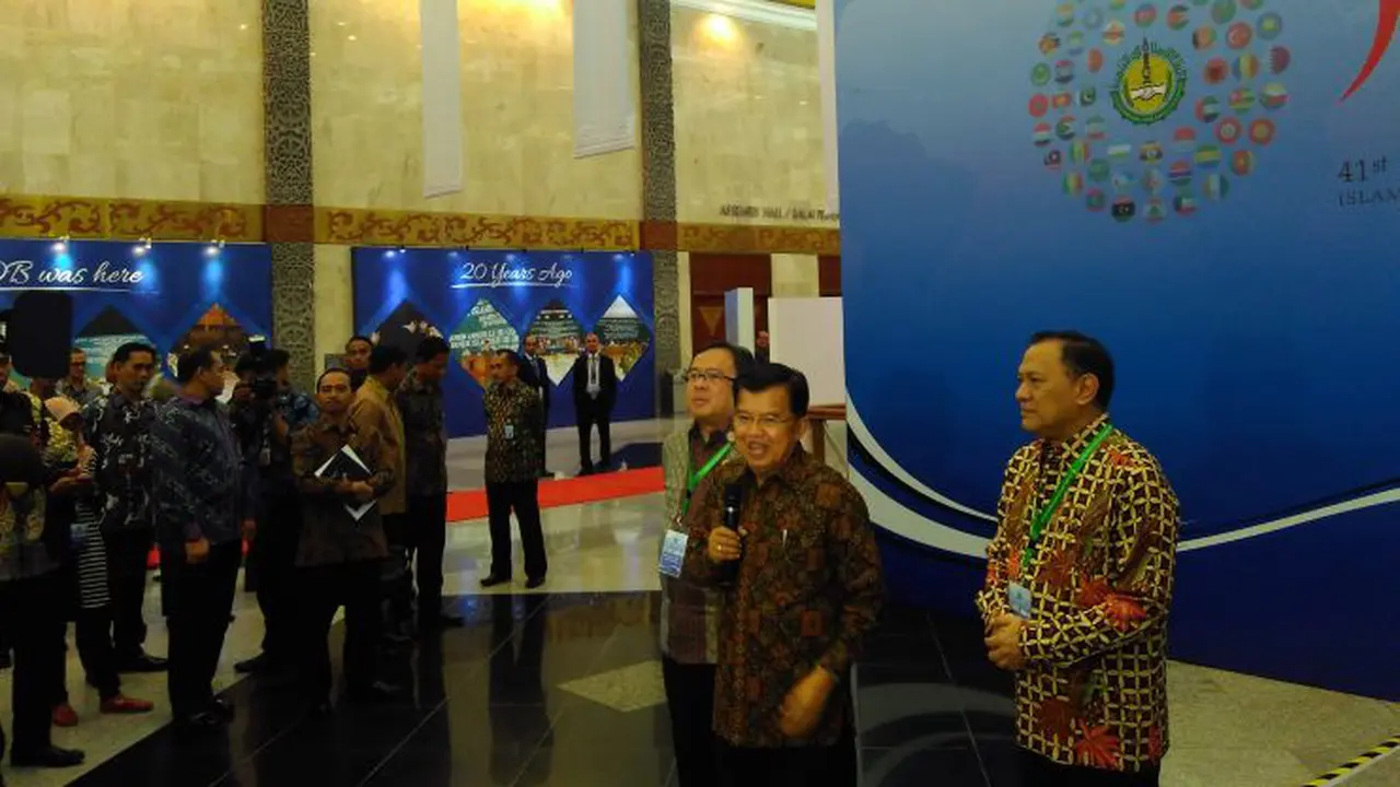 Wakil Presiden Jusuf Kalla di Acara Sidang Tahunan Islamic Development Bank (IDB) ke-41, di JCC, Selasa (17/5/2016) malam. 