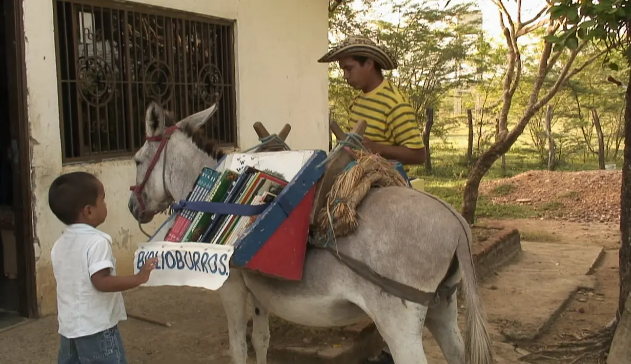 Pada tahun 2009, di bukit Trujillp, Venezuella, Universitas Valle del momboy memulai pelayanan yang unik, yaitu perpustakaan keledai. Perpustakaan berjalan ini mengirimkan buku-buku untuk dibaca anak-anak petani di daerah sekitar. (en.wikipedia.org)