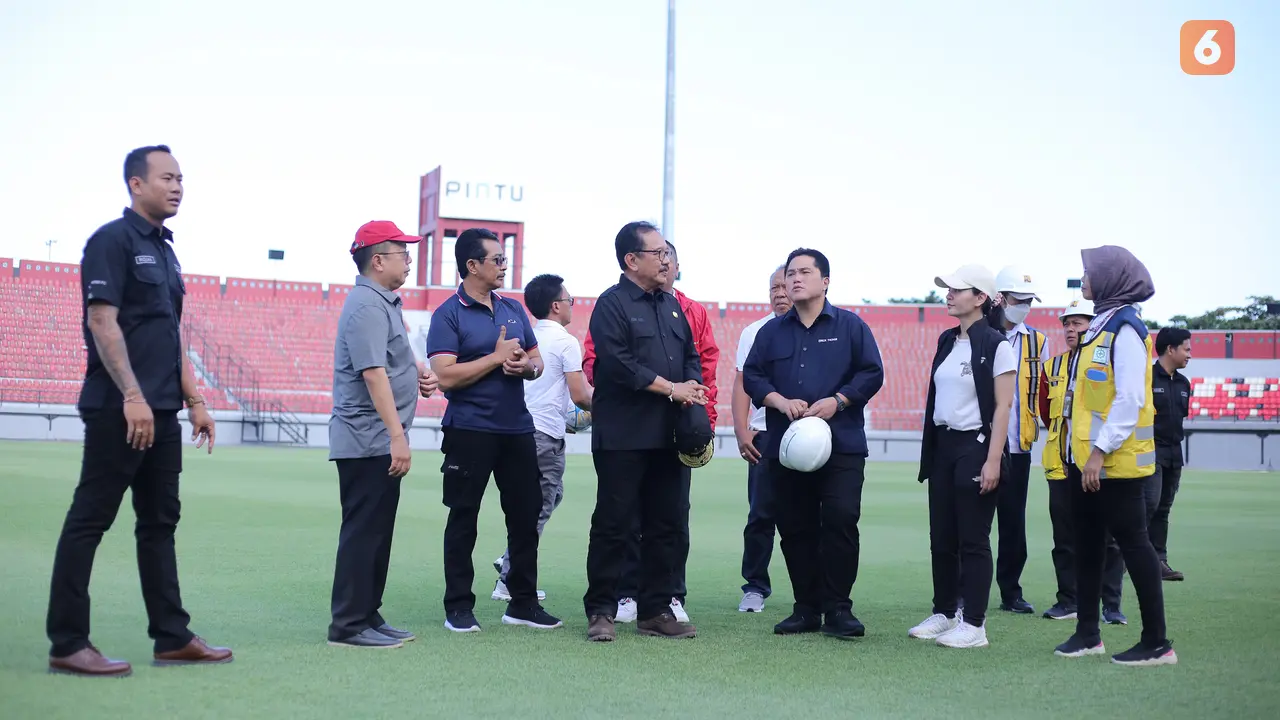 Foto: Tinjau Stadion I Wayan Dipta untuk Ajang Piala Dunia U-20 2023, Erick Thohir Minta Lahan Parkir Diperluas