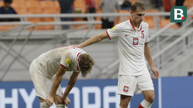 Foto: Benamkan Polandia di Dasar Klasemen, Timnas Argentina U-17 Lolos ke Babak 16 Besar Piala Dunia U-17 2023 Berstatus Juara Grup D