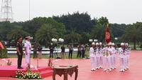Jenderal Andika Perkasa melakukan serah terima jabatan (Sertijab) Panglima TNI kepada Laksamana Yudo Margono di Mabes TNI, Jakarta, Selasa 20 Desember 2022. (Liputan6.com/Nanda Perdana Putra)