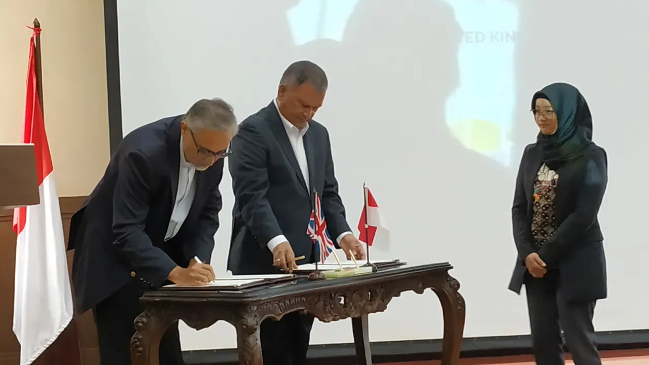 Kementerian Energi Sumber Daya Mineral (ESDM) Republik Indonesia menjalin kerjasama dengan Inggris, untuk pengembangan Energi Baru Terbarukan (EBT) yang rendah karbon.