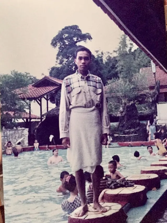 6 Potret Masa Muda Ahmad Sahroni, Perjalanan 'Crazy Rich Tanjung Priok' dari Nol