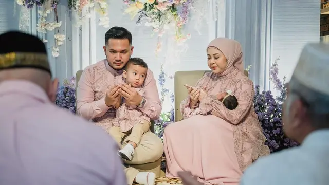 7 Momen Aqiqah Anak Kedua Kesha Ratuliu dan Adhi Permana, Penuh Bahagia
