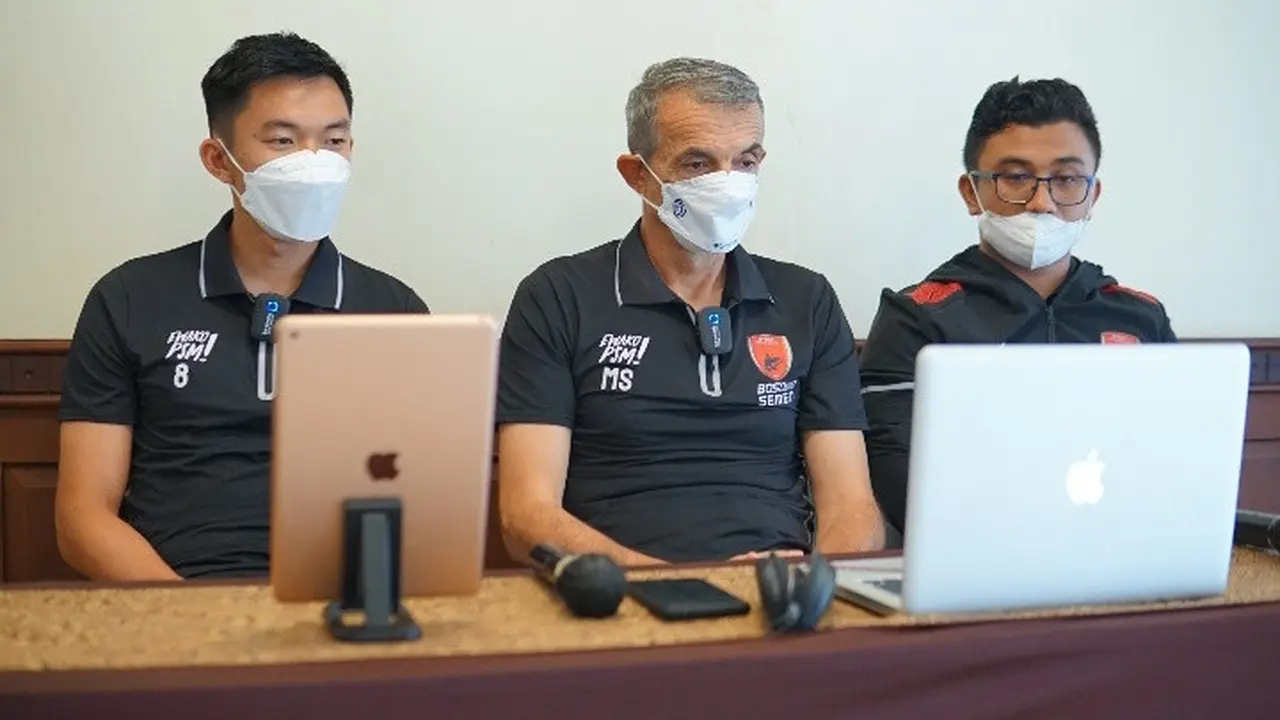 PSM Makassar vs PSIS Semarang