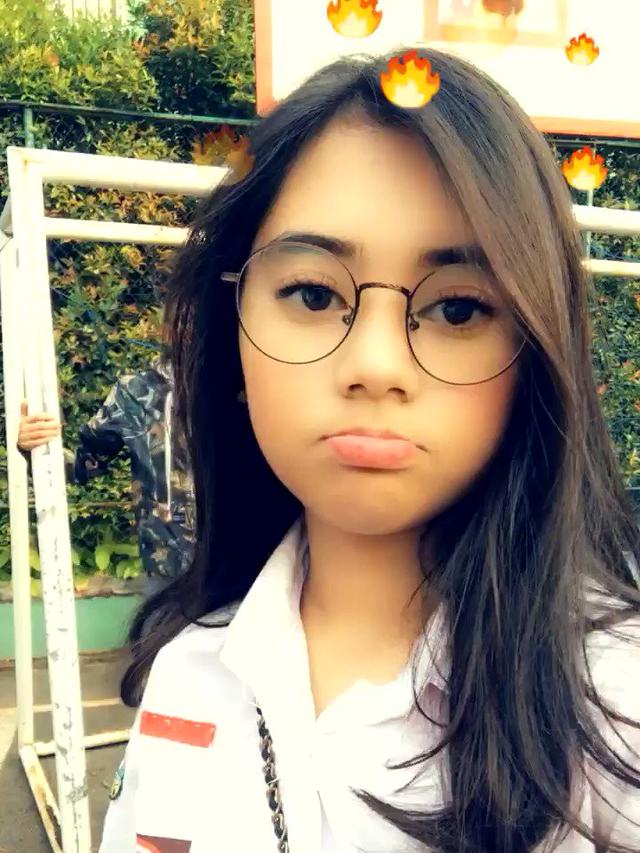 6 Potret Jadul Ziva Magnolya Saat Masih Sekolah, Masa SMA Curi Perhatian