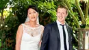 CEO Facebook Zuckerberg dan istrinya, Priscilla akan menyumbangkan 99 persen saham Facebook untuk amal setelah kelahiran putrinya pertamanya, Max, pada pekan lalu. (dailymail.co.uk/facebook)