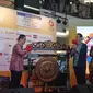 Pemukulan gong oleh Dubes Jepang Kanasugi Kenji dan Wagub DKI Jakarta Ahmad Riza Patria sebagai simbol pembukaan acara Jak-Japan Matsuri 2022 yang diadakan di Mall fX Sudirman, Sabtu (15/10/2022).