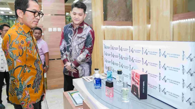 Wakil Menteri Perindustrian Faisol Riza