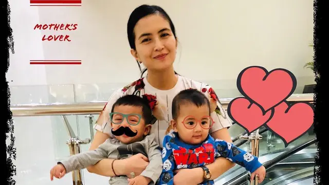 6 Potret Kadek Devie Momong Anak Kembar yang Jarang Terekspos