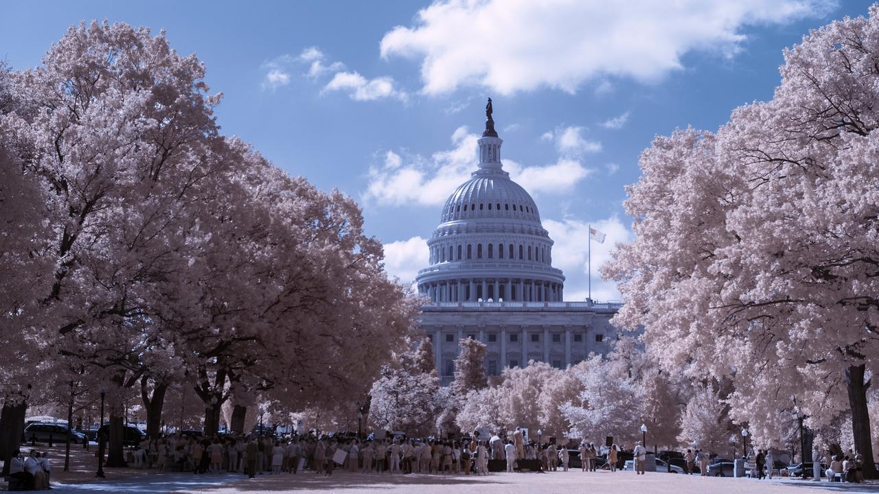 Tampak Beda, Begini Ketika Bangunan AS Difoto dengan Inframerah