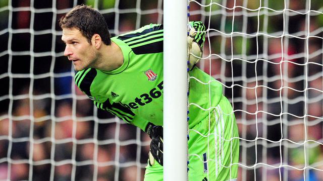 FOTO: Alisson Becker dan 5 Kiper Pencetak Gol di Pentas Liga Inggris