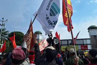 Demo Buruh Depan Gedung DPR Saat May Day (Rifqy Alief Abiyya/Liputan6.com)