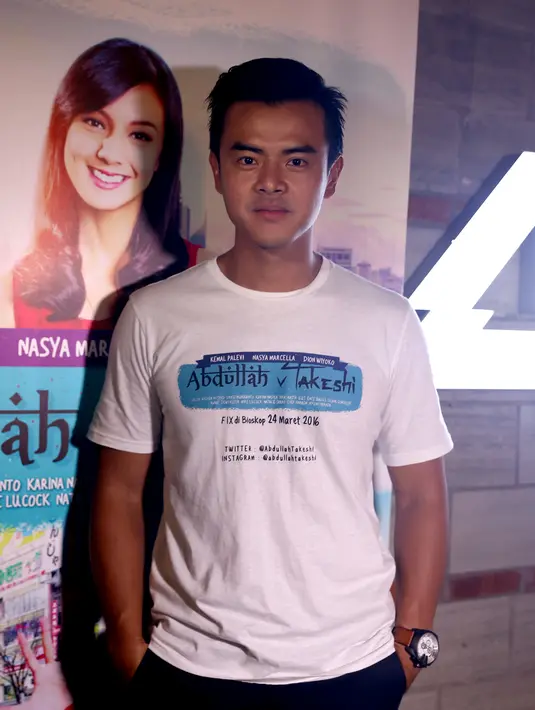 "Cara gua melafalkan bahasa Arab, gua emang belajar jangan sampai salah biar enggak dianggap asal-asalan, meski itu cuma akting tapi gua sendiri gak mau dianggap asal-asalan," tegasnya. (Andy Masela/Bintang.com)