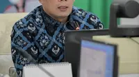 Gubernur Jawa Barat  Ridwan Kamil (Kang Emil), mengklaim hingga kini seluruh wilayah Jawa Barat, masih terbebas dari ancaman transmisi lokal varian omicron dalam penyebaran covid-19 di Jawa Barat.(Liputan6.com/Jayadi Supriadin)