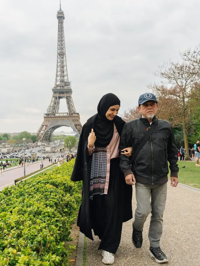 Shireen Sungkar berlibur ke Belanda dan prancis (Foto: sweet.escape via Instagram shireensungkar)