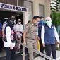 Sementara itu Pj Bupati Hudiyono usai mendampingi kunjungan gubernur Jatim menyampaikan pihaknya akan mengoptimalkan tenaga kesehatan yang dibutuhkan untuk penambahan vaksinator.  "Kuncinya ada di penambahan jumlah vaksinator. Ibu gubernur minta setiap