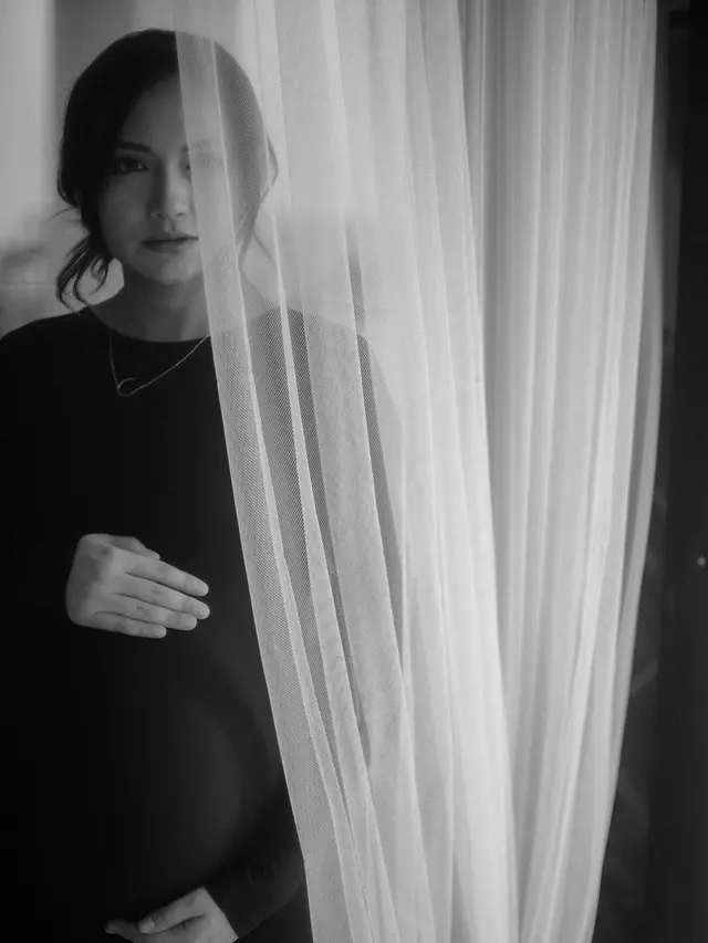 7 Potret Perjalanan Kehamilan Corry Pamela yang Baru Melahirkan Anak ke-3