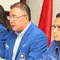 Wakil Ketua Umum PAN Bara Hasibuan memberikan keterangan refleksi akhir tahun di Kantor DPP PAN, Jakarta, Selasa (29/12). PAN menyampaikan pandangannya dalam menyikapi permasalahan pemerintahan sepanjang tahun 2015. (Liputan6.com/Immanuel Antonius)