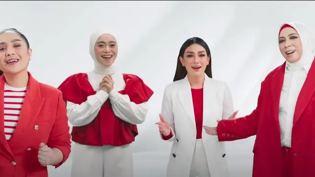 Nagita Slavina  Melly Goeslaw, Lesti Kejora dan Celine Evangelista membintangi Video Klip Rumah Kita.