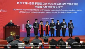 Presiden Lukashenko Hadiri Wisuda Mahasiswa Belarus di China