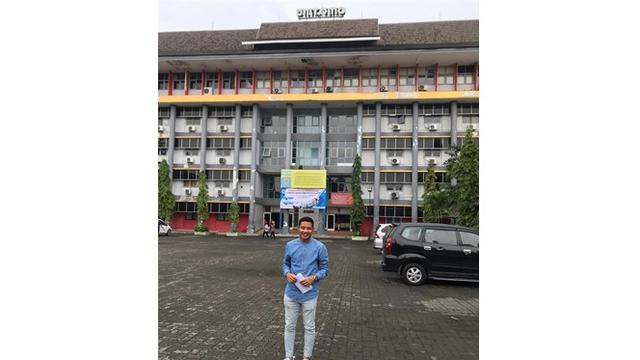 Gaya Evan Dimas di Luar Lapangan