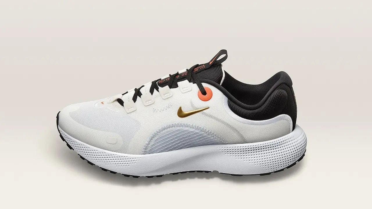 Sepatu Nike React Escape Run