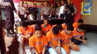 Polres Bangkalan merilis penangkapan 19 pelaku kriminal, dua diantaranya pelaku jambret di Tanah Merah, fauzi dan Umar.